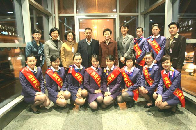 全国妇联黄晴宜副主席考察厦门市