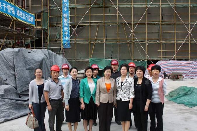省妇联马义英副主席视察厦门市妇女儿童活动中心（二期）扩建工程